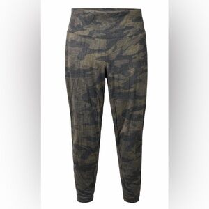 TNA Women’s Size 1X Camo Print High-Rise Leggings – Aritzia, Stretch Cotton